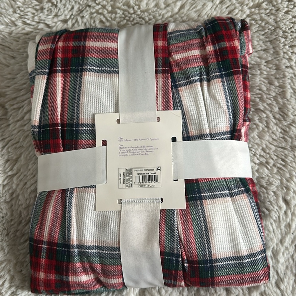 Stars Above plaid 2 piece pajama set.  New. XL - Picture 2 of 2